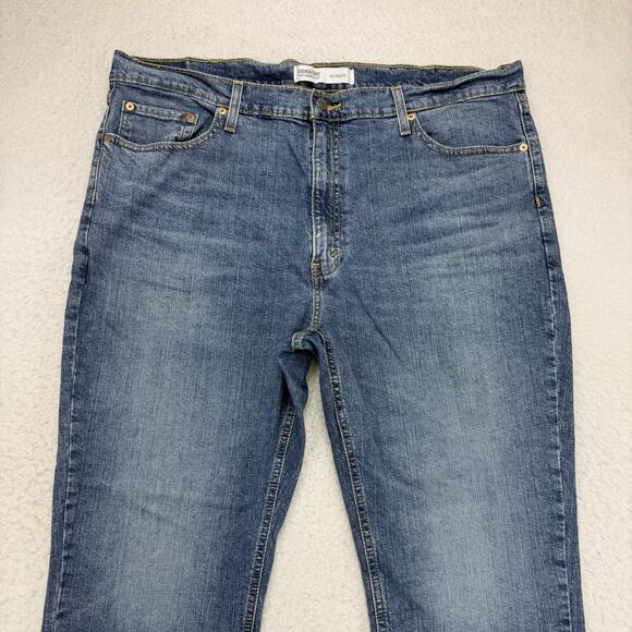 Levis Jeans Mens 42 X 30 Blue Denim S67 Athletic Straight Signature Medium Wash - Picture 3 of 12